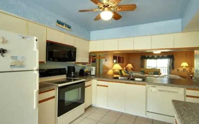 RedAwning Beach View 5