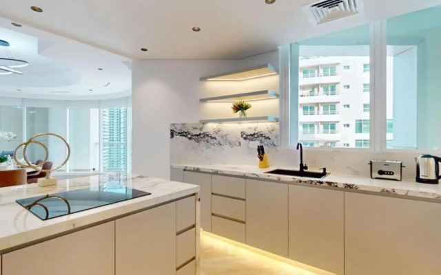 New Arabian Trident Waterfront Dubai Marina