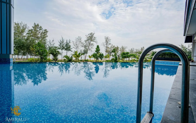 Amerald Resort Hotel Desaru