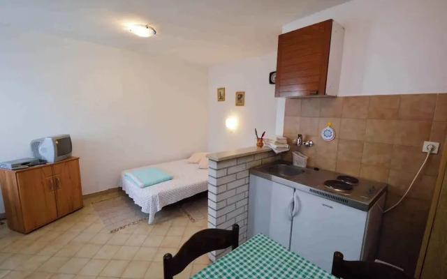 Studio Studio mit Terrasse und Internet