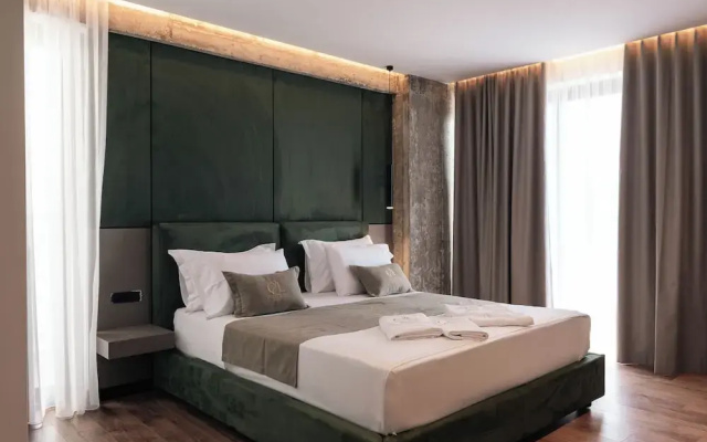 Cuni Luxury Hotel