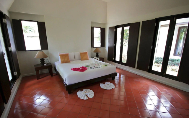 The Hive Hotel Samui