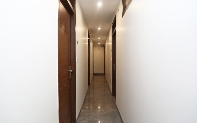 OYO 14687 Hotel Avtar