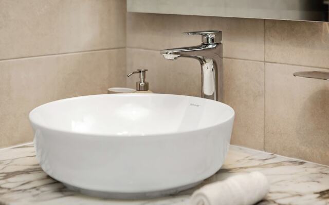 Extremely High 2BR in Aykon City Tower