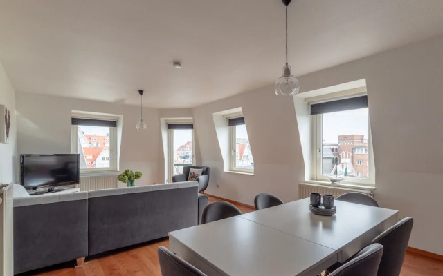 Renovated Flat Near Beach