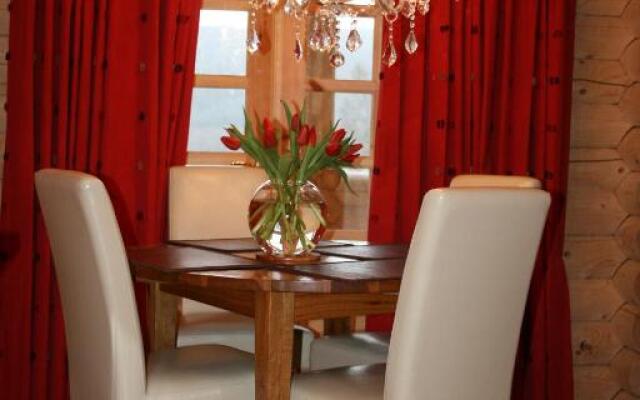 BCC Loch Ness Log Cabins