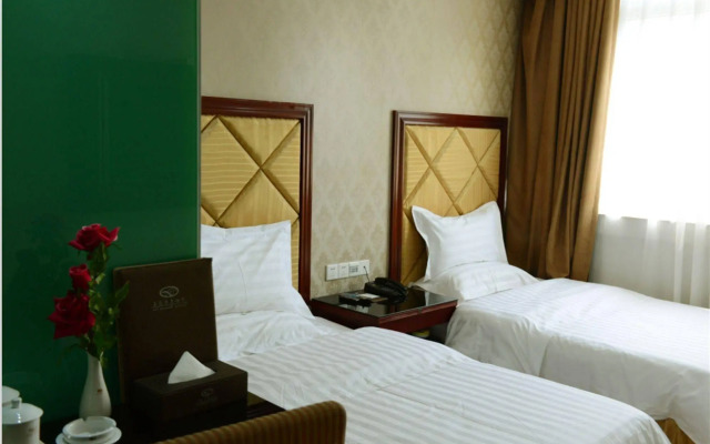 Xinghe Taixiang Hotel (Zhanqian Road Branch)