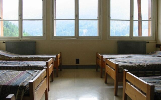 Hostel Neige Et Soleil