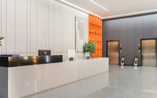 Hami Xin Shunyuan Hotel （Car Wharf Auto Clothing Industrial Park Branch – Lobby – Hami
