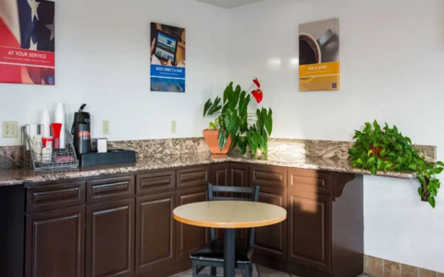 Motel 6 Wilsonville, OR - Portland