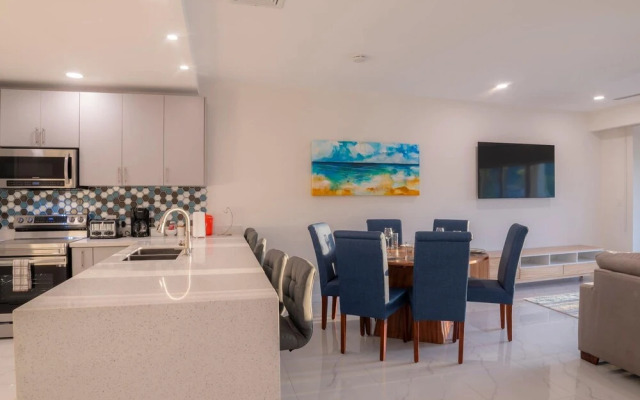 Del Mar 1G 3 bdr - 2bth Ocean View