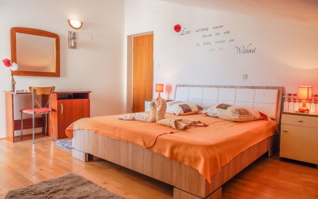 Patak's Place