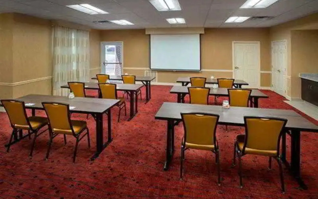 Sonesta Es Suites Allentown Bethlehem Airport