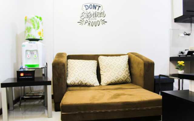 Stylish and Posh 1BR Gading Nias Apartment