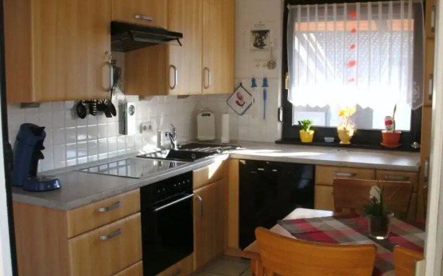 Thias J 3 With Winter Garden