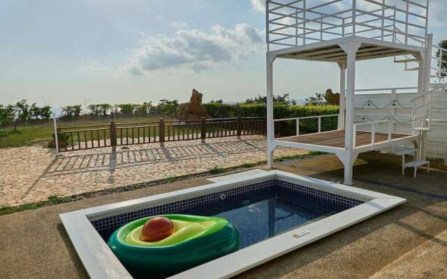 Cliff Villa