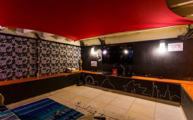 ZEN Rooms Domingo de Morais