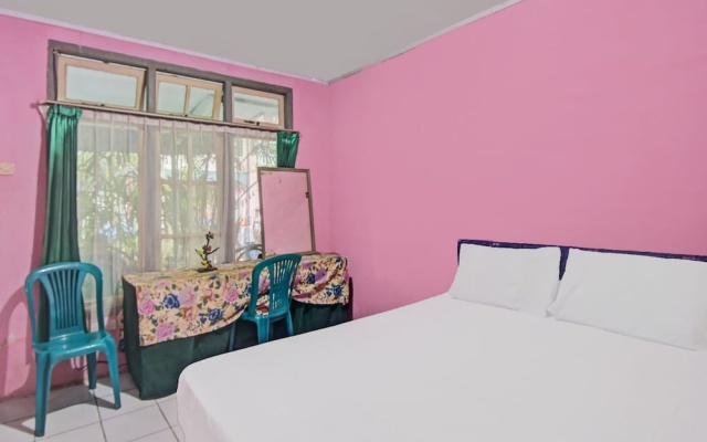 SPOT ON 92278 Hotel Vorel – Guest Rooms – Tondano