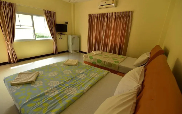 Petch Jed Sao Noi Resort