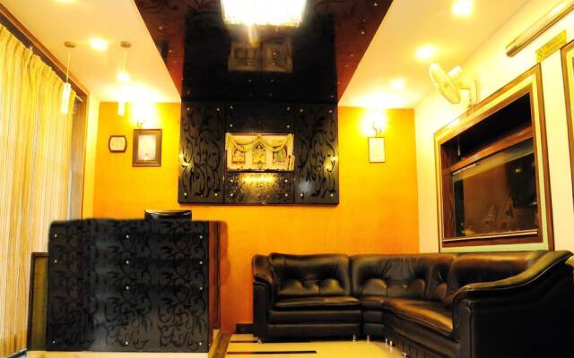 OYO 615 Hotel 7 Hills Inn