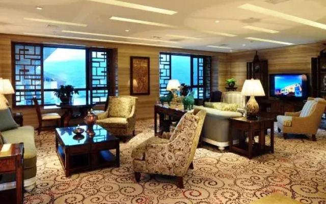 Jinpeng Eco Hotel
