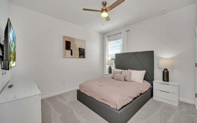 2525 Shanti Amazing 15 Suites Mansion