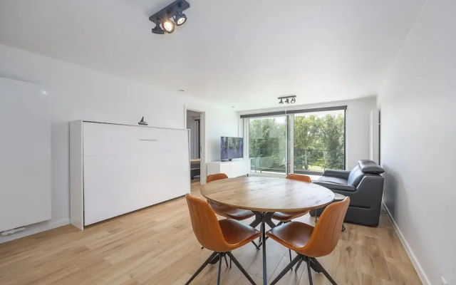 Apartment in Middelkerke With Balcony