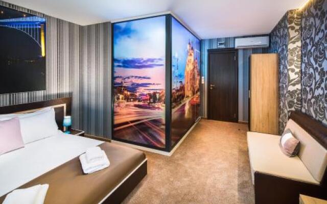 Central Point Boutique Hotel