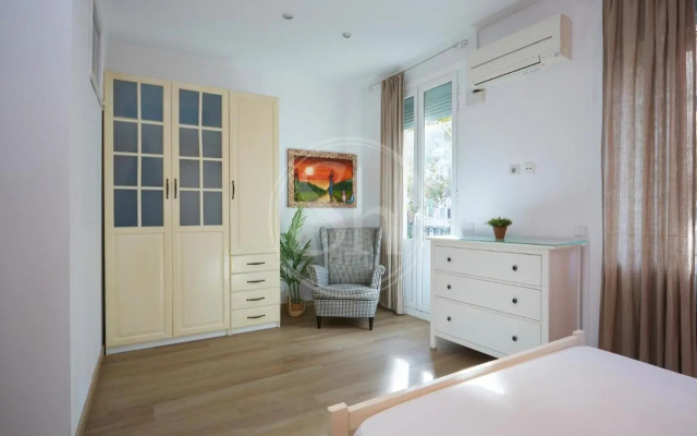 Bonito Apartamento Cerca de Plaza Espana