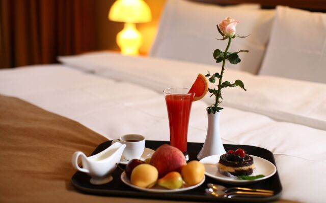 New Nairi Hotel