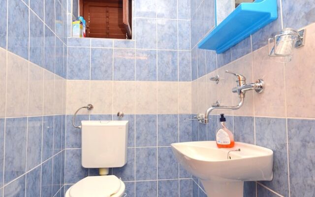 Apartments Zdravko