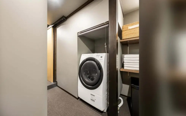 Sansuikyo Machiya House