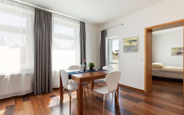 Modern Apartment in Ostseebad Kühlungsborn Near Seabeach