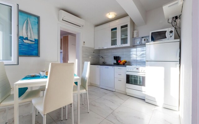 Nice Home in Celina With 2 Bedrooms and Wifi