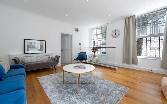 Anderson Street by CAPITAL