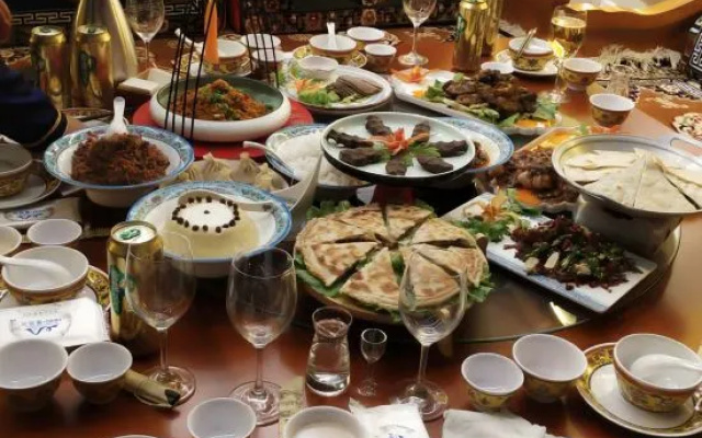 Light Residence JiuZhaigou Hotel – Meal – Ngawa