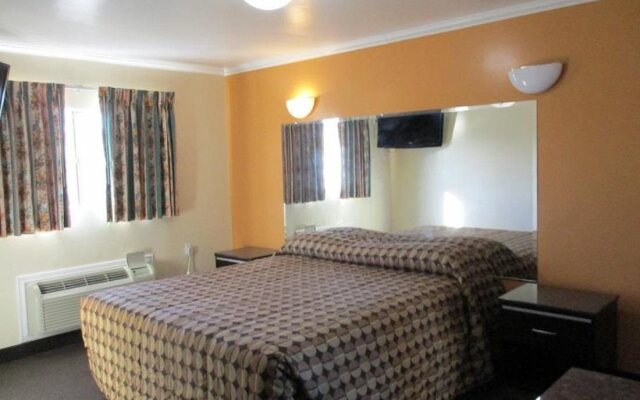 Golden West Manor Motel