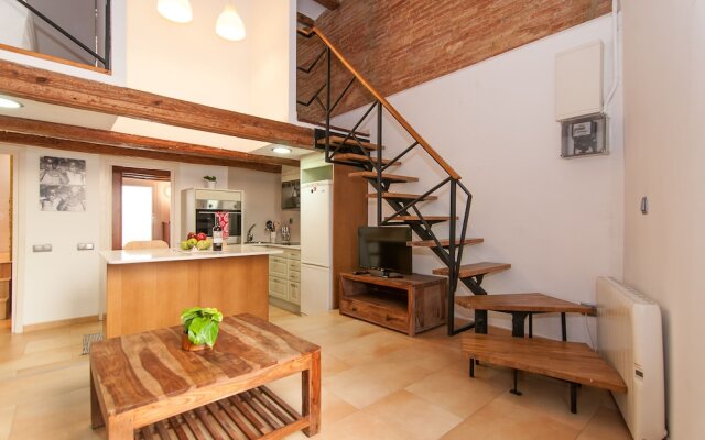 Bogatell Beach Stylish Loft