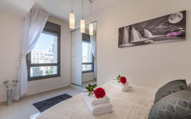 New 2 Bedroom with Terrace - Center of Jerusalem