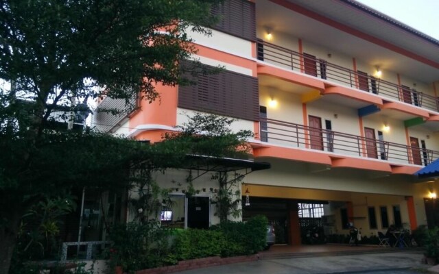 Promplace Residence