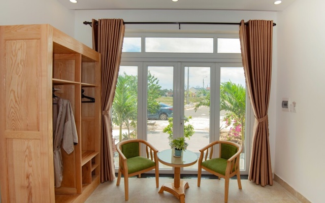 Yellow Daisy Villa – Guest Rooms – Da Nang