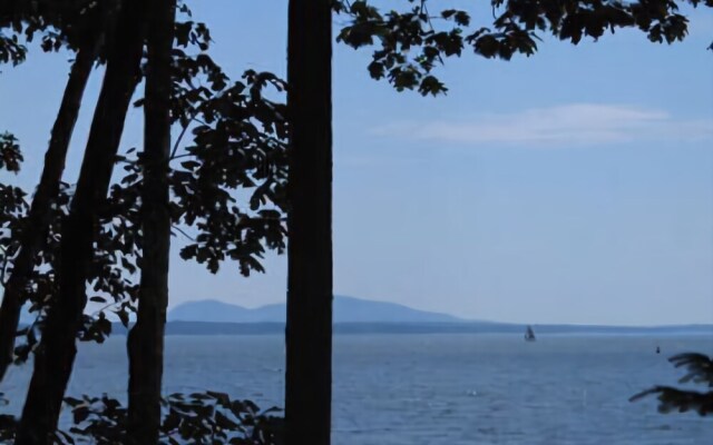 Edgewater Estate - Five Bedroom Home