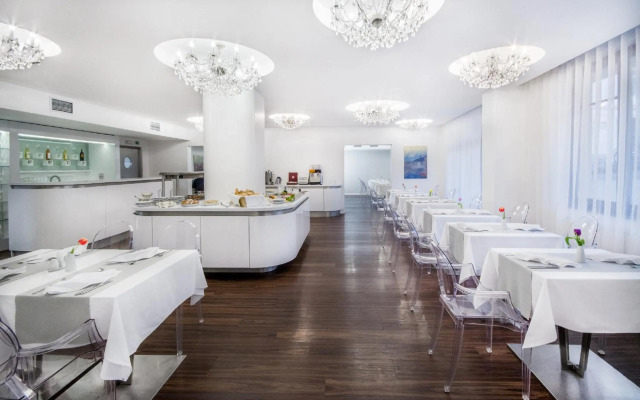 Luxury Spa & Wellness Hotel Prezident