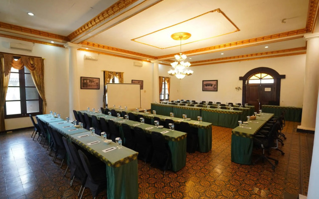 Horison Resort Tlogo Semarang