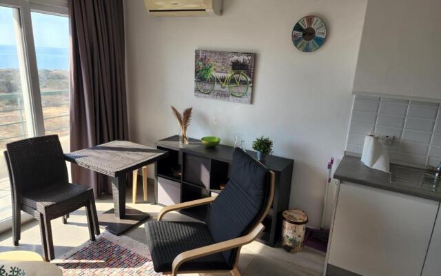 Studio Flat 150 m to Beach in Yeni Iskele