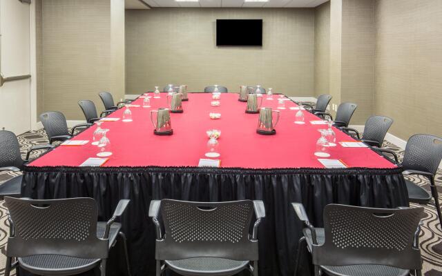 Crowne Plaza Phoenix Airport - PHX by IHG