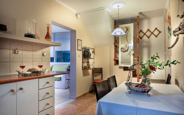 Ilyessa Cottages