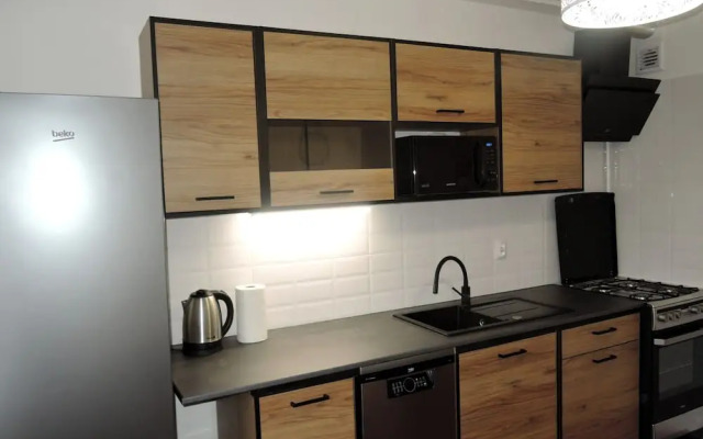 Large Holiday Apartment With a Garden in Stepnica