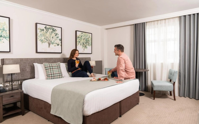 Ivanhoe Hotel and Inn