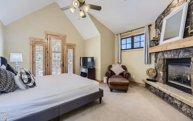 6507 Settlers Creek Townhomes 3 Bedroom Townhouse